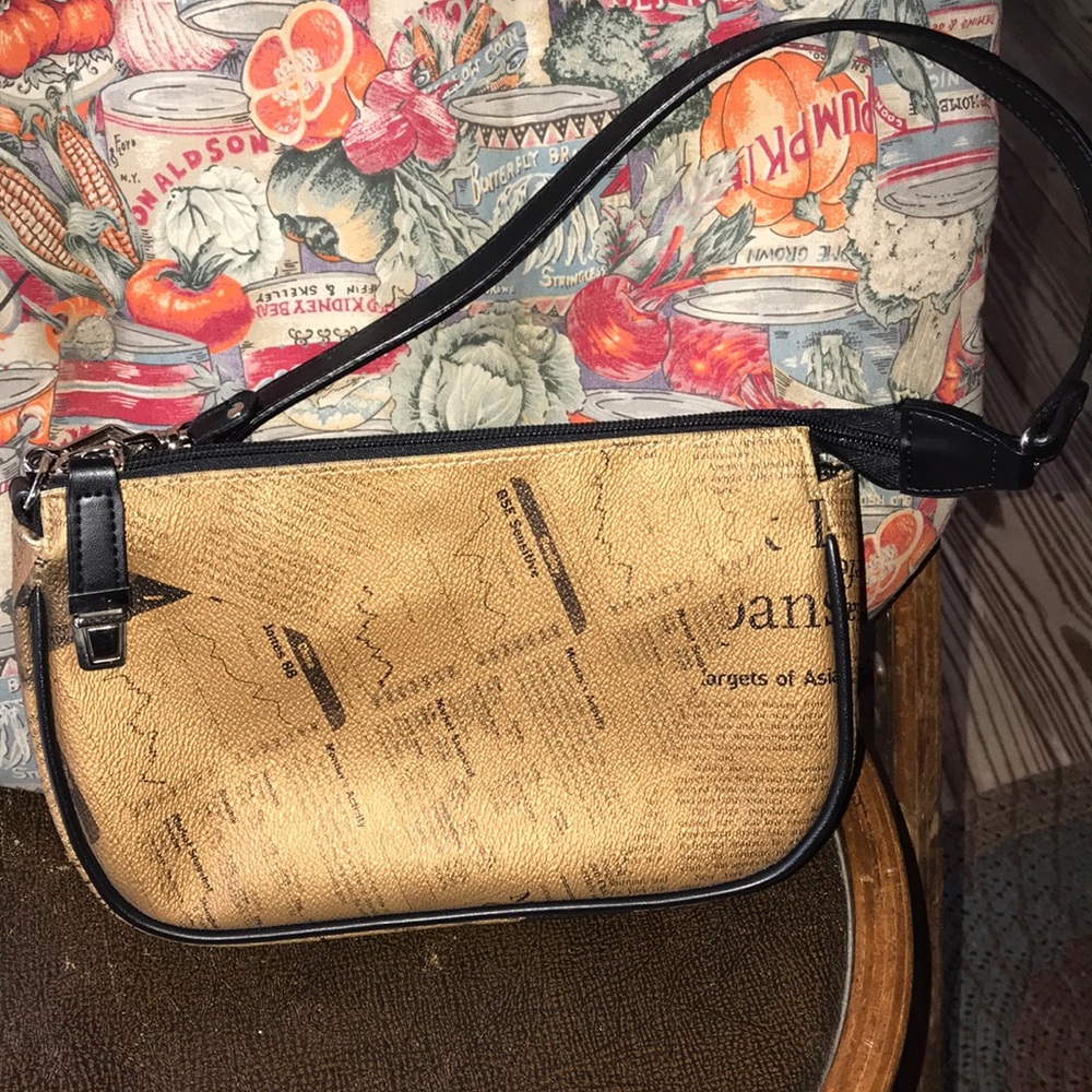 Sydney Love HOBO Purse NWOT!